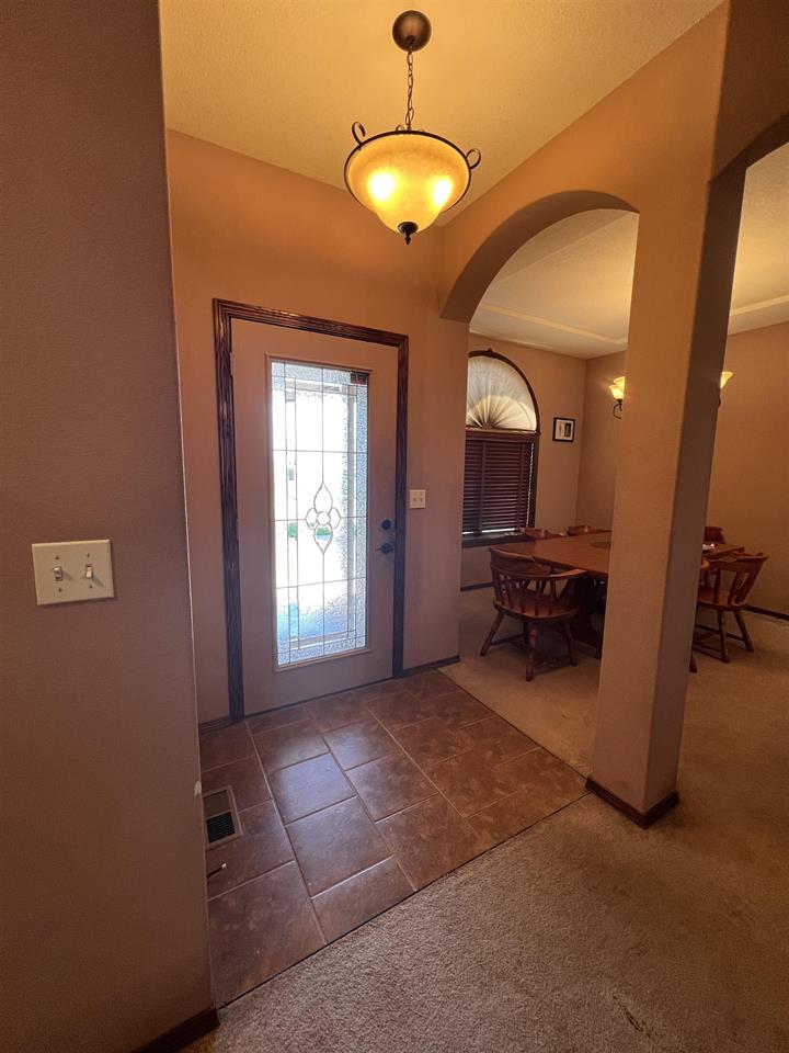 For Sale: 1940  Quail Run, El Dorado KS